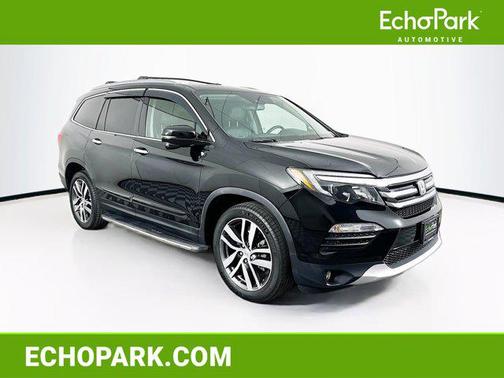 Crystal Black Pearl 2017 Honda Pilot Touring