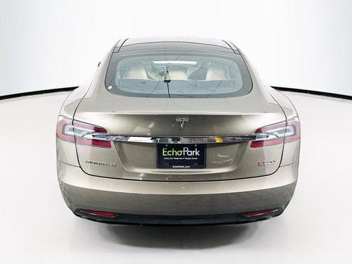 2016 Tesla Model S P90D
