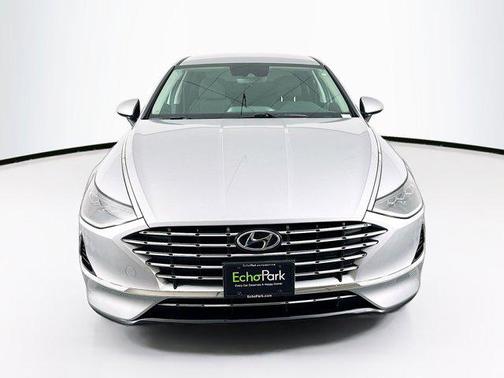 2023 Hyundai SONATA Hybrid SE