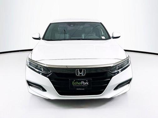 Platinum White Pearl 2018 Honda Accord Sport