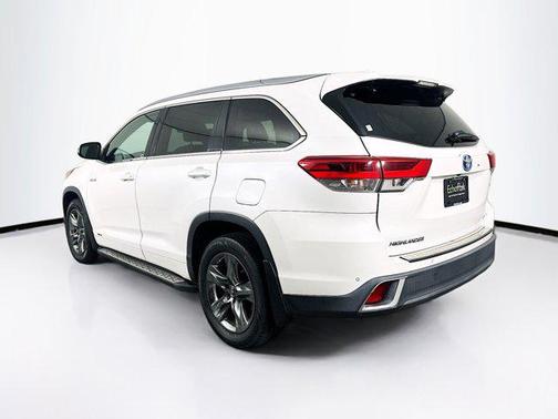 2017 Toyota Highlander Hybrid Platinum