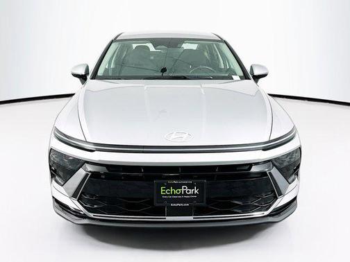 2025 Hyundai SONATA Hybrid SE