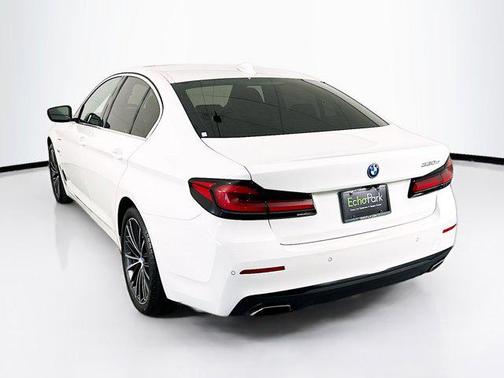 2022 BMW 530e Base