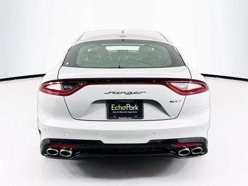 2020 Kia Stinger GT1