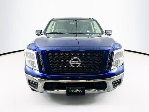 2019 Nissan Titan SV