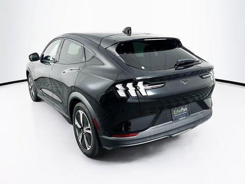 2022 Ford Mustang Mach-E Select