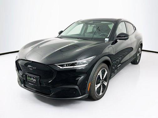 2022 Ford Mustang Mach-E Select