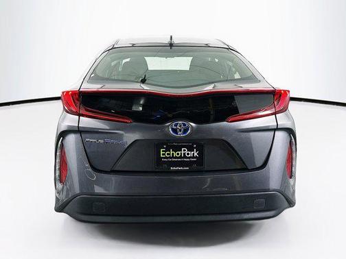 2021 Toyota Prius Prime LE