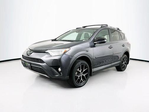 2017 Toyota RAV4 SE