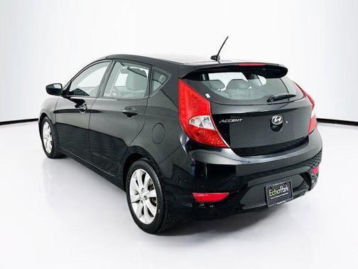 2012 Hyundai Accent SE