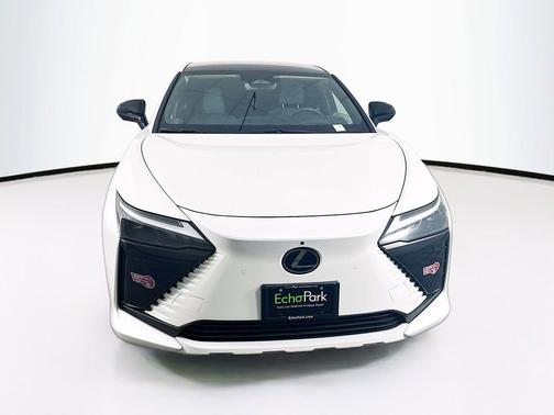 Eminent White Pearl 2023 Lexus RZ 450e Luxury