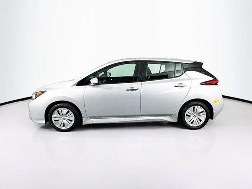 2022 Nissan Leaf S 40 kWh