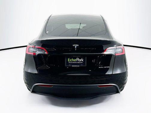 2025 Tesla Model Y Long Range Dual Motor All-Wheel Drive
