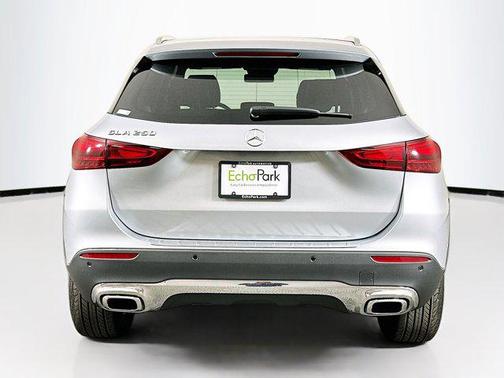 Cirrus Silver Metallic 2025 Mercedes-Benz GLA 250 4MATIC