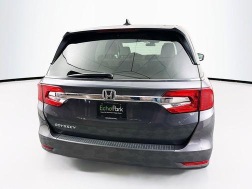 Pacific Pewter Metallic 2018 Honda Odyssey EX