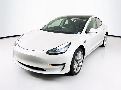 2020 Tesla Model 3 Standard Range Plus