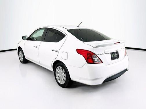 2019 Nissan Versa 1.6 SV