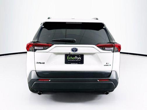 2021 Toyota RAV4 Hybrid LE