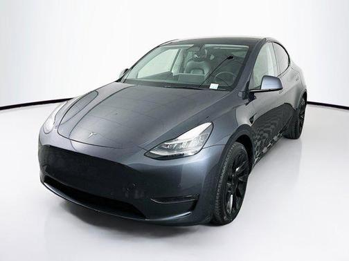 2022 Tesla Model Y Long Range Dual Motor All-Wheel Drive