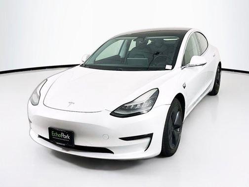 Pearl White Multi-Coat 2019 Tesla Model 3 Standard Range Plus
