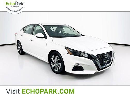 2022 Nissan Altima S FWD