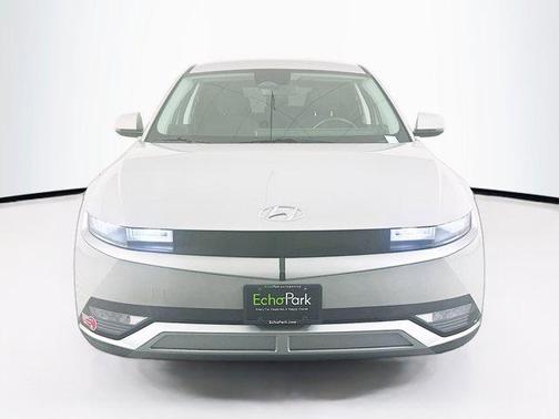 2024 Hyundai IONIQ 5 SE