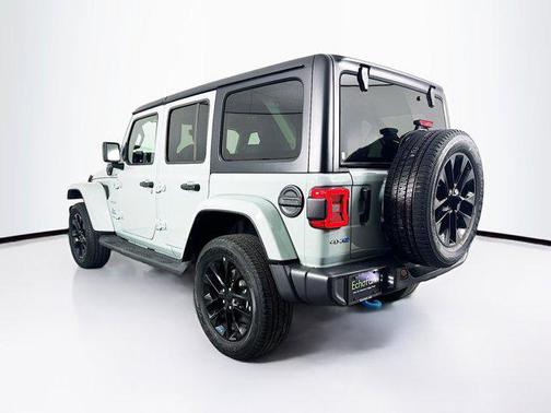 Earl Clearcoat 2023 Jeep Wrangler 4xe Sahara