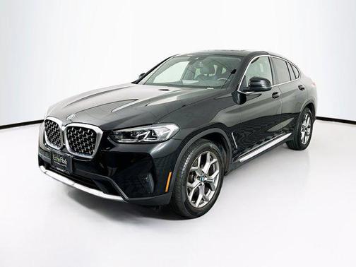 2025 BMW X4 xDrive30i
