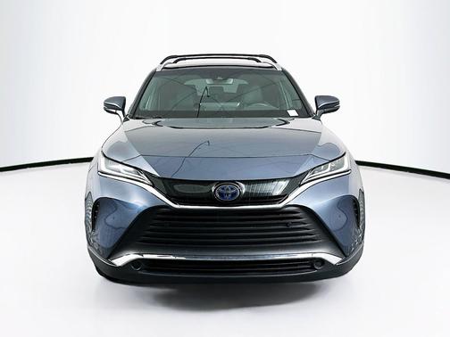 Coastal Gray Metallic 2021 Toyota Venza XLE