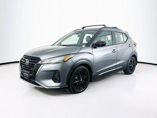 2021 Nissan Kicks SR