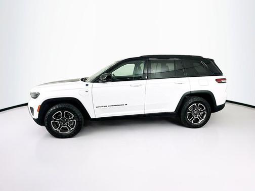 Bright White Clearcoat 2022 Jeep Grand Cherokee 4xe Trailhawk