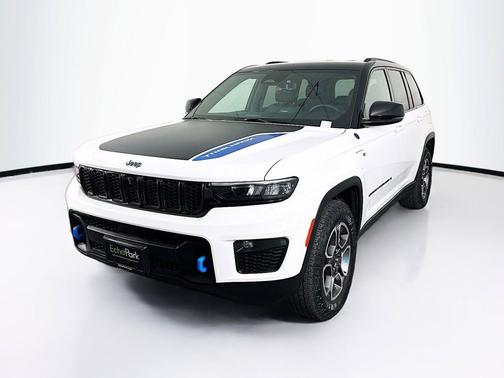 Bright White Clearcoat 2022 Jeep Grand Cherokee 4xe Trailhawk