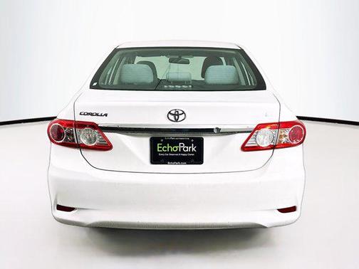 2011 Toyota Corolla LE