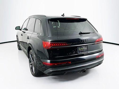 2023 Audi Q7 55 Premium Plus