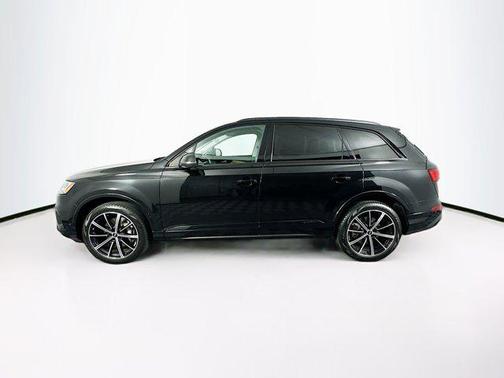 2023 Audi Q7 55 Premium Plus