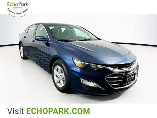 2022 Chevrolet Malibu FWD LT