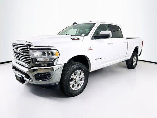 2022 RAM 2500 Laramie Crew Cab 4x4 6'4' Box
