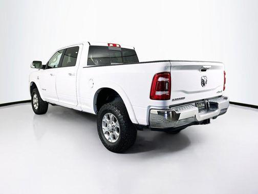 2022 RAM 2500 Laramie Crew Cab 4x4 6'4' Box