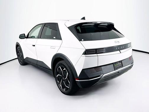 Atlas White 2024 Hyundai IONIQ 5 SEL