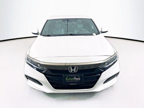 Platinum White Pearl 2018 Honda Accord Sport