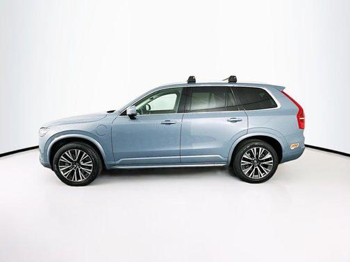 2020 Volvo XC90 Hybrid T8 Momentum 6 Passenger