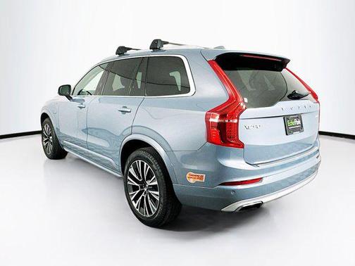 2020 Volvo XC90 Hybrid T8 Momentum 6 Passenger