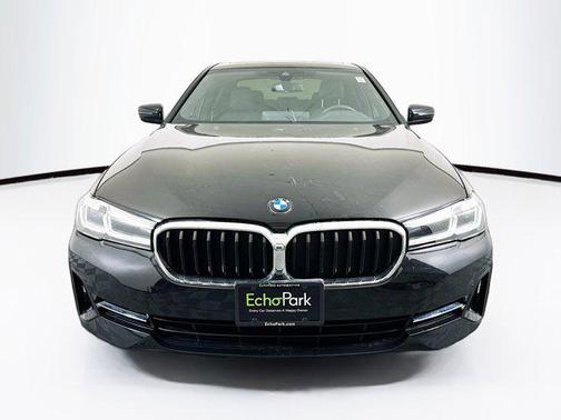 2022 BMW 530 i