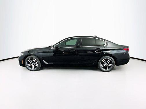 2022 BMW 530 i