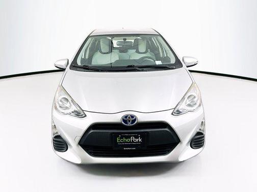 2016 Toyota Prius c One