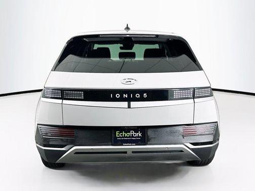 2024 Hyundai IONIQ 5 SE
