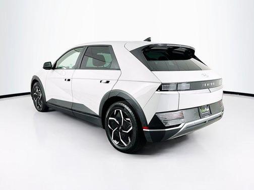2024 Hyundai IONIQ 5 SE