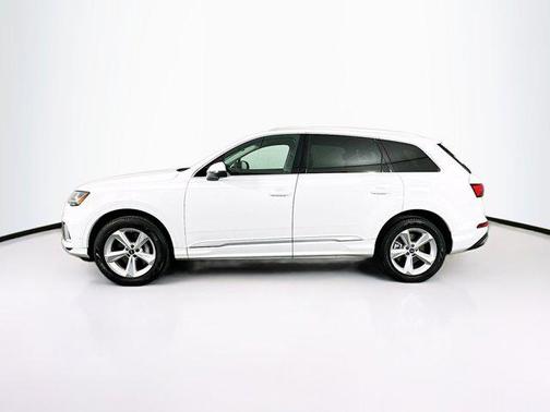 2022 Audi Q7 55 Premium
