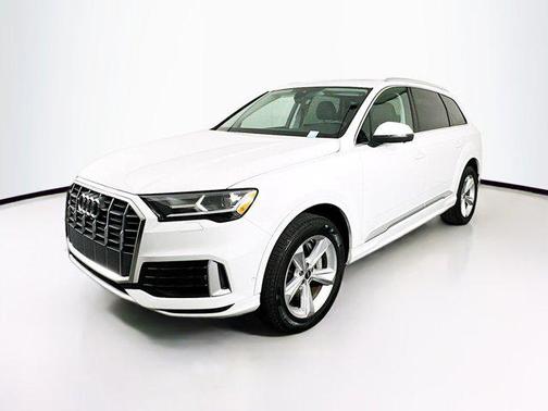2022 Audi Q7 55 Premium