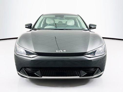 2022 Kia EV6 Wind
